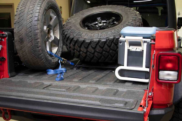 Fishbone Offroad 2020+ Jeep Gladiator JT In-Bed Tire Carrier - Bull Strap