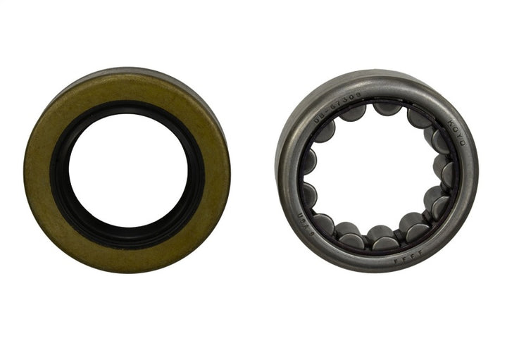 Ford Racing 8.8 Inch Outer Axle Bearing and Seal Kit - Bull Strap