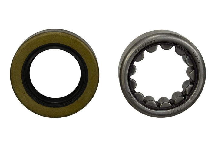 Ford Racing 8.8 Inch Outer Axle Bearing and Seal Kit - Bull Strap