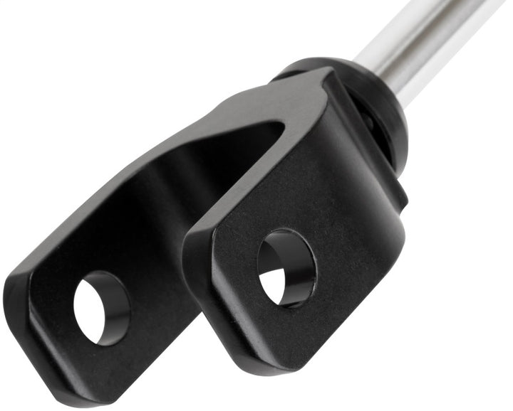 Fox 11+ Chevy HD 2.0 Performance Series 7.9in. Smooth Body Remote Res. Front Shock / 4-6in. Lift - Bull Strap