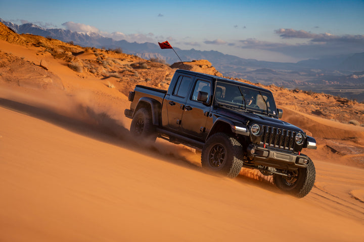 Fox 18+ Jeep JL 2.0 Factory Race Series 8.1in ATS Stabilizer 23.2in Ext Through-Shaft Axle Mount - Bull Strap