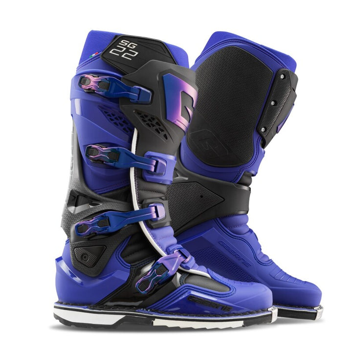 Gaerne SG22 Boot Future Dusk Size - 10 - Bull Strap