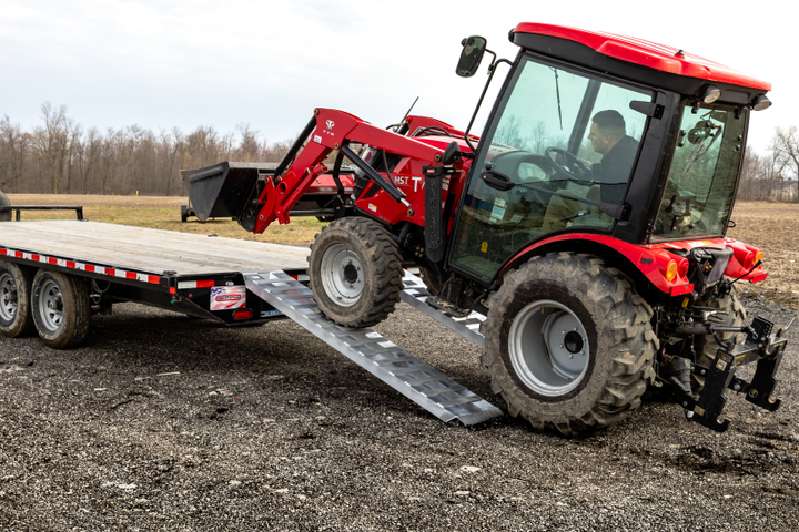 Gen-Y Heavy-Duty 8ft Aluminum Loading Ramps 15in x 96in 5K Capacity Per Ramp - Pair - Bull Strap