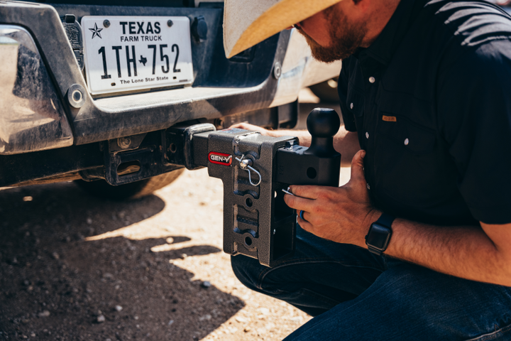 Gen-Y Mega Duty 3in Shank 6in Drop 3.5K TW 32K Hitch w/GH-0161 Dual-Ball/GH-0162 Pintle Lock - Bull Strap