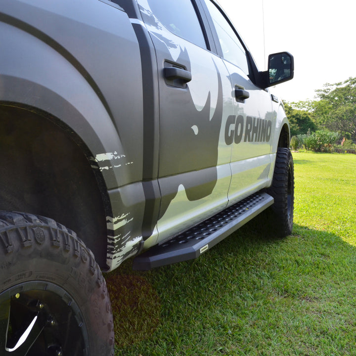 Go Rhino 2022 Toyota Tundra Crew Max 4dr RB20 Kit w/RB20 Running Board + Brkts - Tex. Blk - Bull Strap