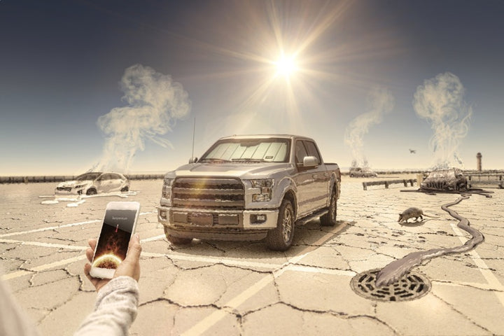 Husky Liners 22-24 Toyota Tundra / 23-24 Toyota Sequoia Custom Fit Sunshade - Silver - Bull Strap