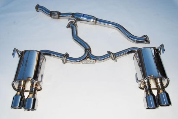 Invidia 11+ STI/WRX Sedan Only 76mm Q300 Stainless Steel Tip Cat-back Exhaust - Bull Strap