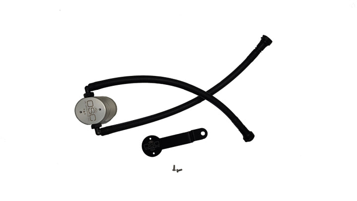 J&L 14-18 Chevy Silverado 1500 / 14-18 GMC Sierra 1500 4.3L V6 Oil Separator - Clear Anodized - Bull Strap