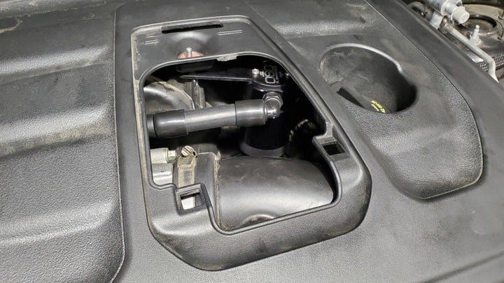 J&amp;L 16-25 Dodge Durango / Jeep Grand Cherokee 3.6L Oil Separator 3.0 Passenger Side - Black Anod - Bull Strap