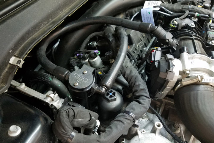 J&L 17-19 Ford Fusion Sport 2.7L Passenger Side Oil Separator 3.0 - Black Anodized - Bull Strap
