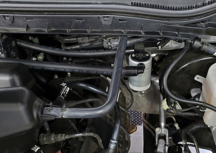 J&L 17-22 Ford F-250 6.2L/7.3L Passenger Side Oil Separator 3.0 - Clear Anodized - Bull Strap