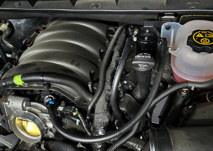 J&amp;L 19-26 Chevrolet Silverado/GMC Sierra 1500 5.3L V8 Driver Side Oil Separator 3.0 - Black Anod - Bull Strap