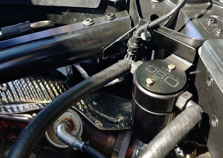 J&amp;L 20-25 Chevrolet Corvette 6.2L LT2 Targa Top Passenger Side Oil Separator 3.0 - Black Anodize - Bull Strap
