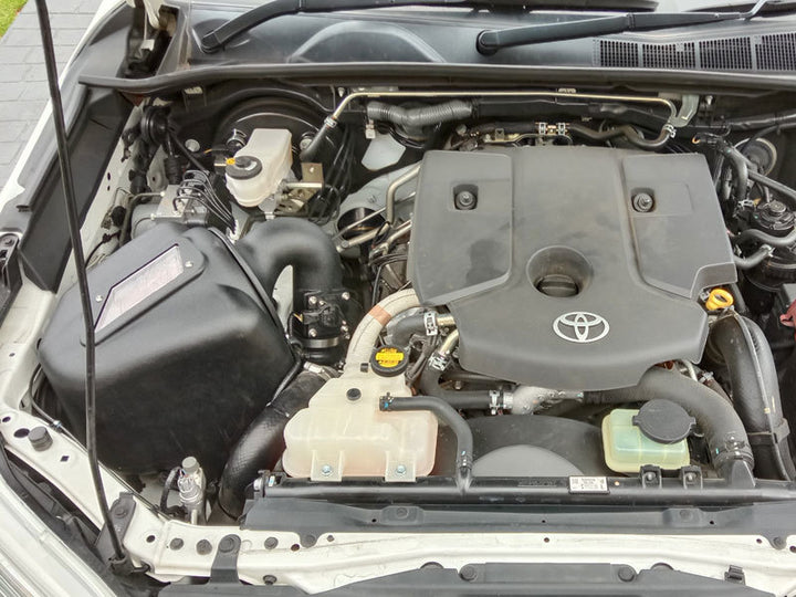 K&N 15-22 Toyota Hilux L4-2.5L DSL Performance Air Intake System - Bull Strap