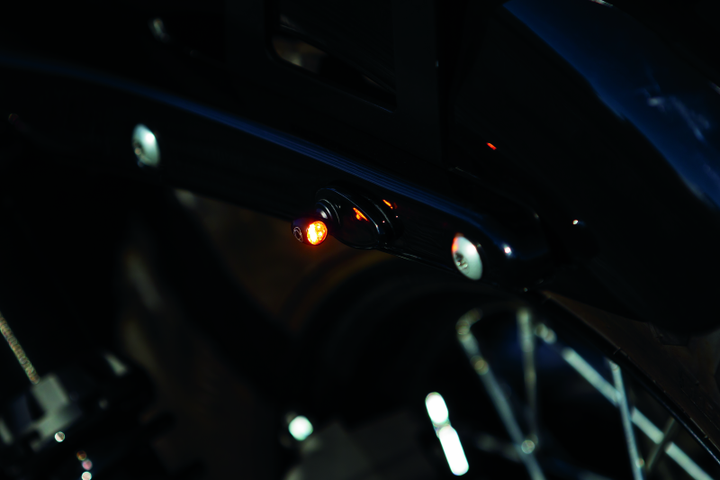 Kuryakyn Fender Strut Cover Plates Gloss Black - Bull Strap