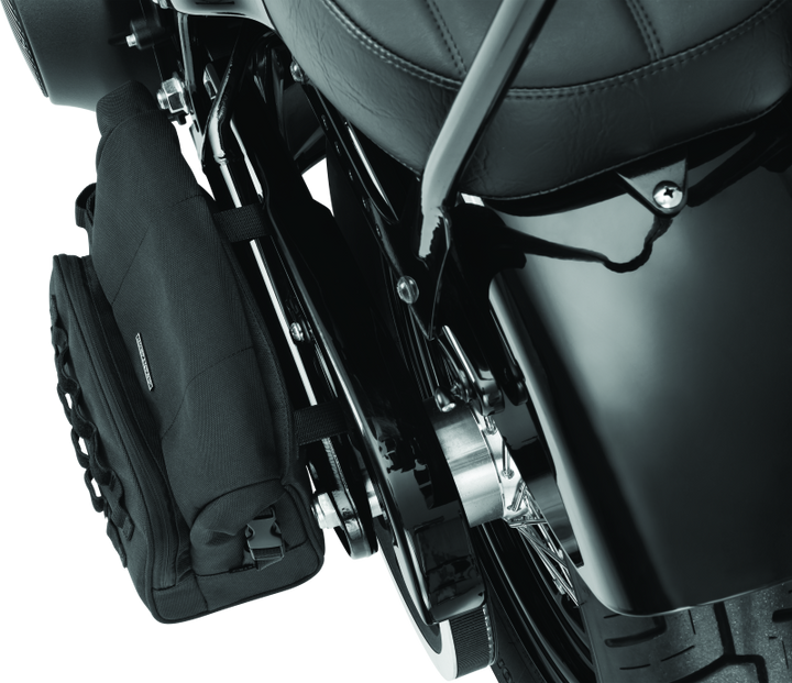 Kuryakyn Hoodrat Universal Swingarm Bag - Bull Strap