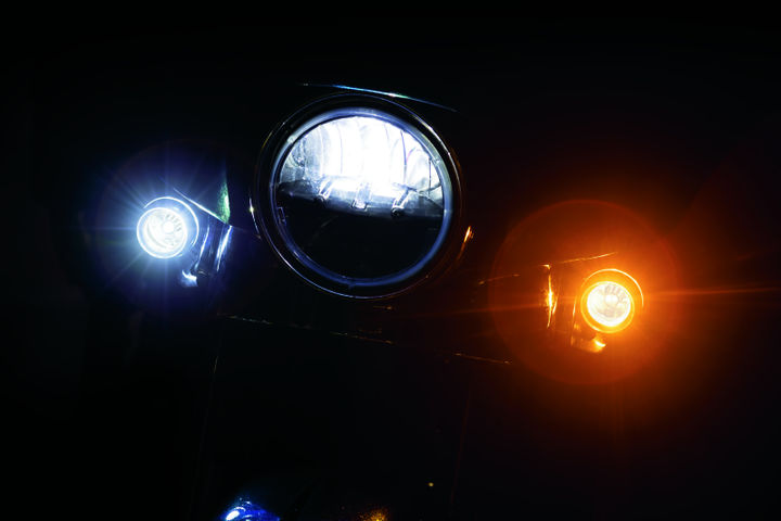 Kuryakyn L.E.D. Bulb 1157 White/Amber - Bull Strap