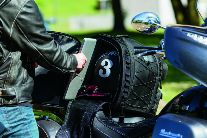 Kuryakyn Momentum Road Warrior Bag - Bull Strap