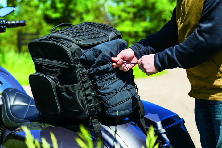 Kuryakyn Momentum Vagabond Bag - Bull Strap