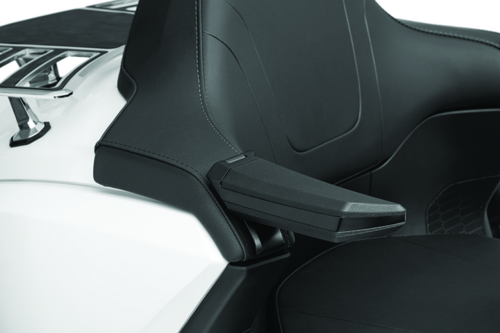 Kuryakyn Omni Passenger Armrests Black - Bull Strap