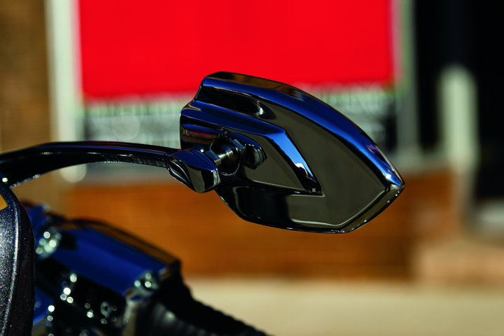Kuryakyn Phantom Mirrors Gloss Black - Bull Strap