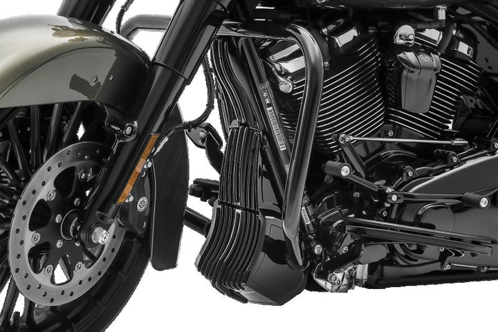 Kuryakyn Precision Regulator Cover Black - Bull Strap