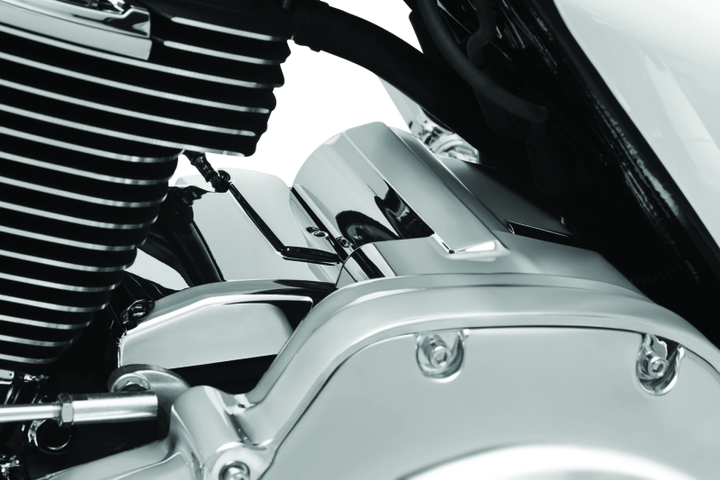 Kuryakyn Precision Transmission Top Cover 17-Up Touring Models Chrome - Bull Strap