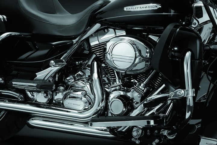 Kuryakyn Rear Cylinder Base Cover 09-16 Touring Models - Bull Strap