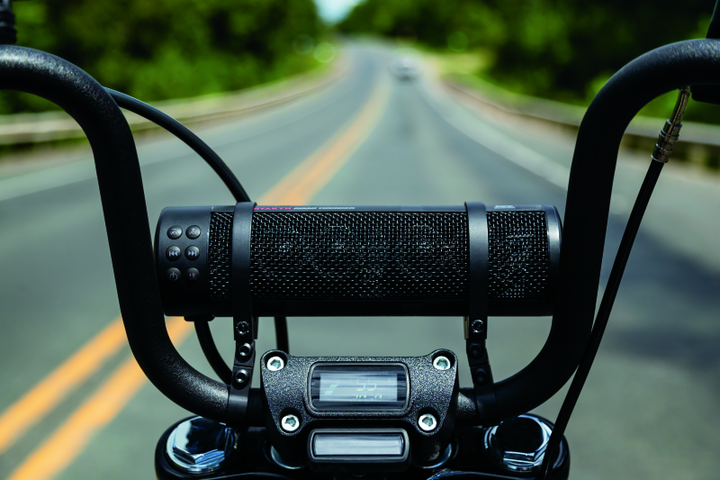Kuryakyn Road Thunder Plus Sound Bar Satin Black - Bull Strap