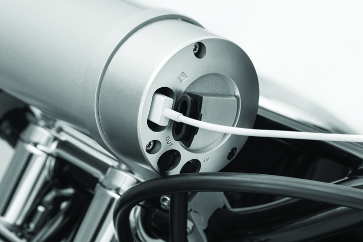 Kuryakyn Road Thunder Plus Sound Bar Satin Silver - Bull Strap