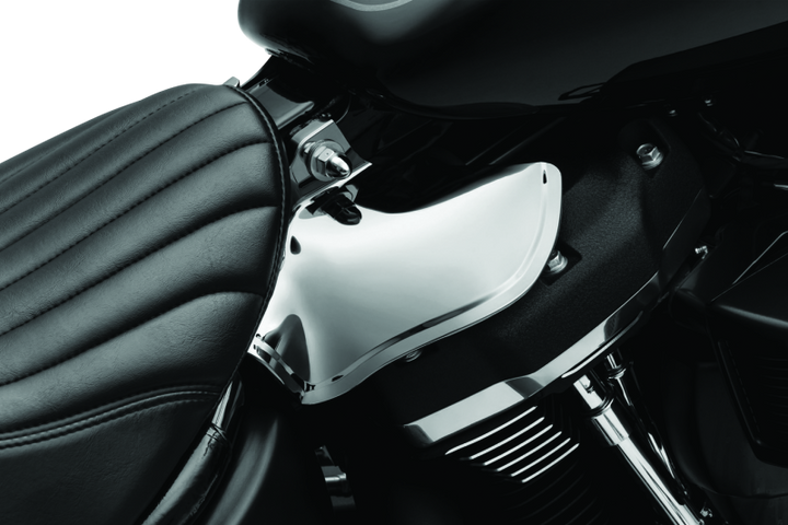 Kuryakyn Saddle Shields Heat Deflectors 18-Up Softail Models Smoke - Bull Strap