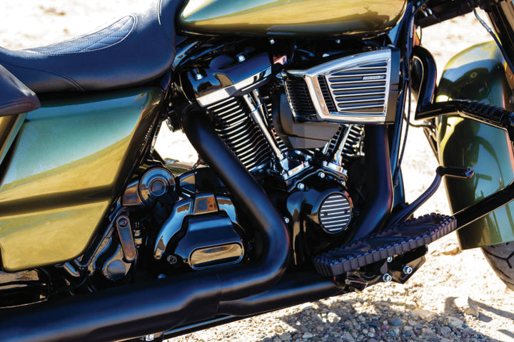 Kuryakyn Servo Cover Milwaukee-8 With Kuryakyn Air Cleaners Chrome - Bull Strap