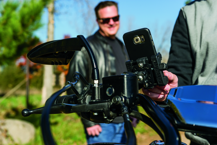 Kuryakyn Tech Connect Perch Mount Black Standard - Bull Strap