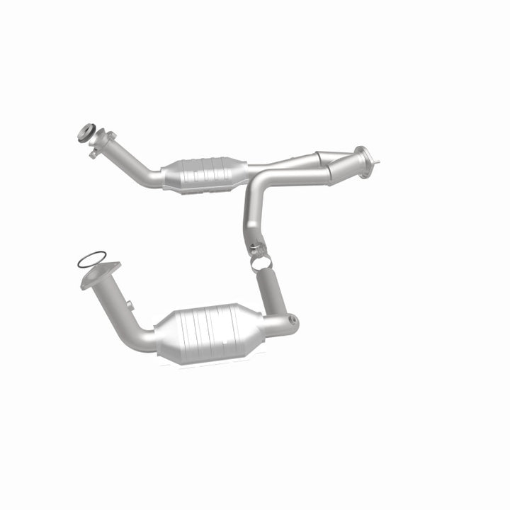 MagnaFlow Conv DF 02-06 Cadillac Escalade / 02-06 Chevy Avalanche 5.3L Dual Conv Y-Pipe Assembly 2WD - Bull Strap