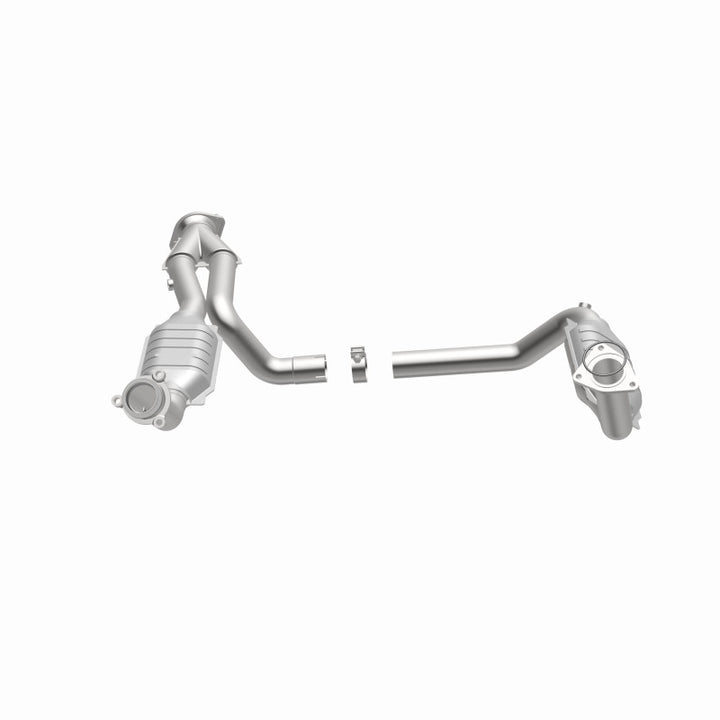 MagnaFlow Conv DF 02-06 Cadillac Escalade / 02-06 Chevy Avalanche 5.3L Dual Conv Y-Pipe Assembly 2WD - Bull Strap