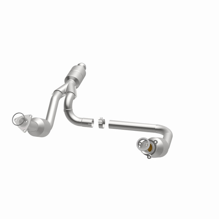 MagnaFlow Conv Direct Fit 14-16 GMC Sierra 1500 V6 4.3L - Bull Strap