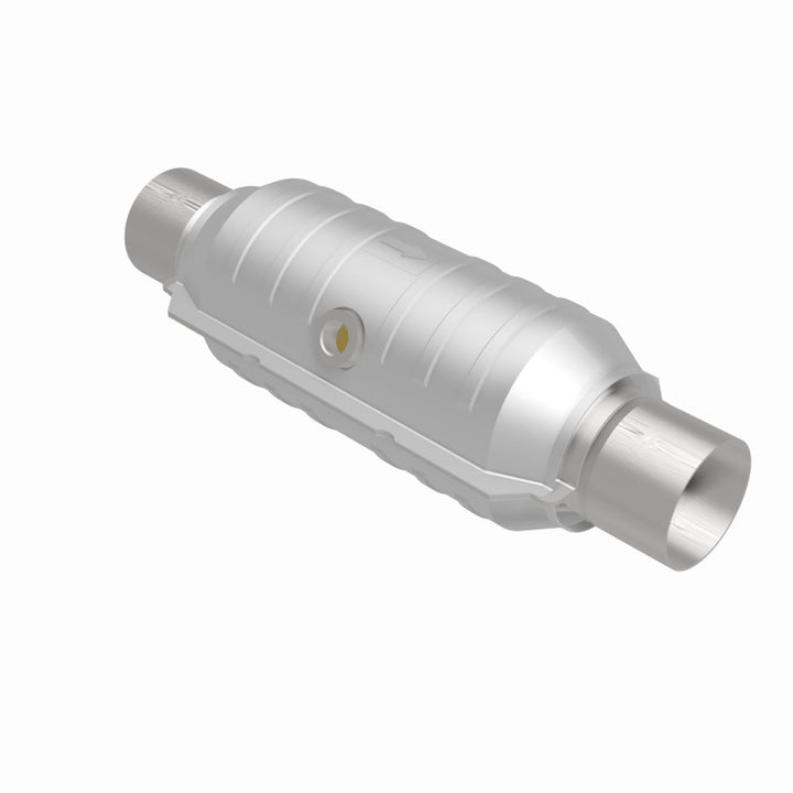 MagnaFlow Conv Univ 2.25in Inlet/Outlet Center/Center Round 11in Body L x 5.125in W x 15in Overall L - Bull Strap