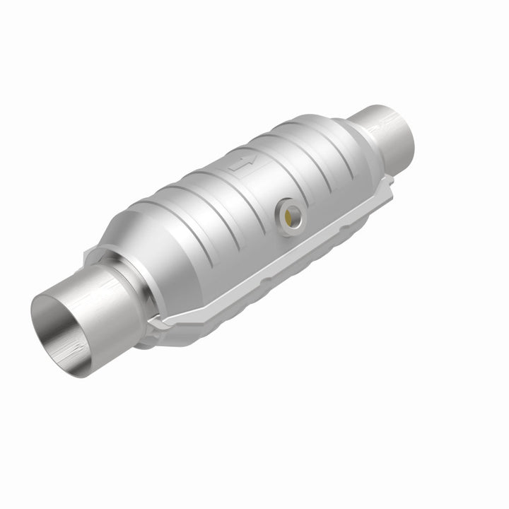 MagnaFlow Conv Univ 2.25in Inlet/Outlet Center/Center Round 11in Body L x 5.125in W x 15in Overall L - Bull Strap