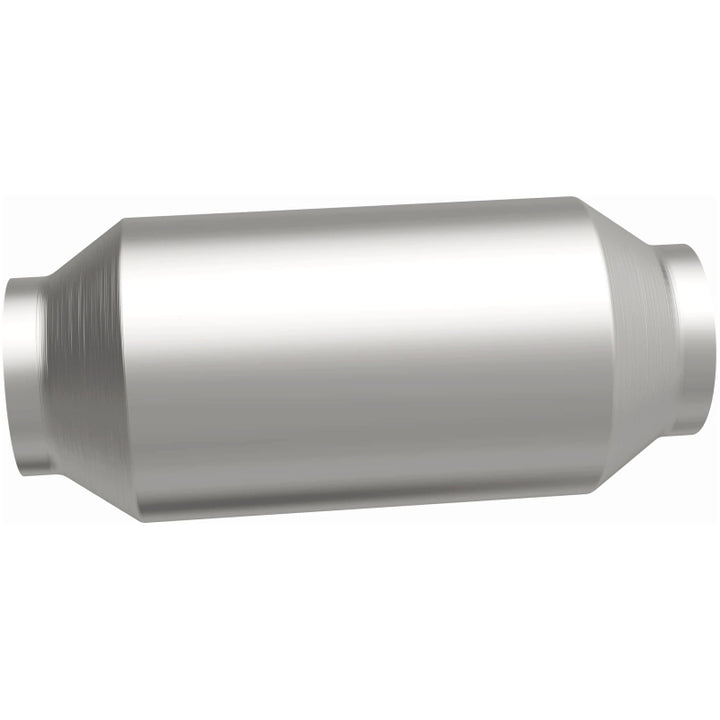 MagnaFlow Conv Univ 2.50inch C/C - Bull Strap