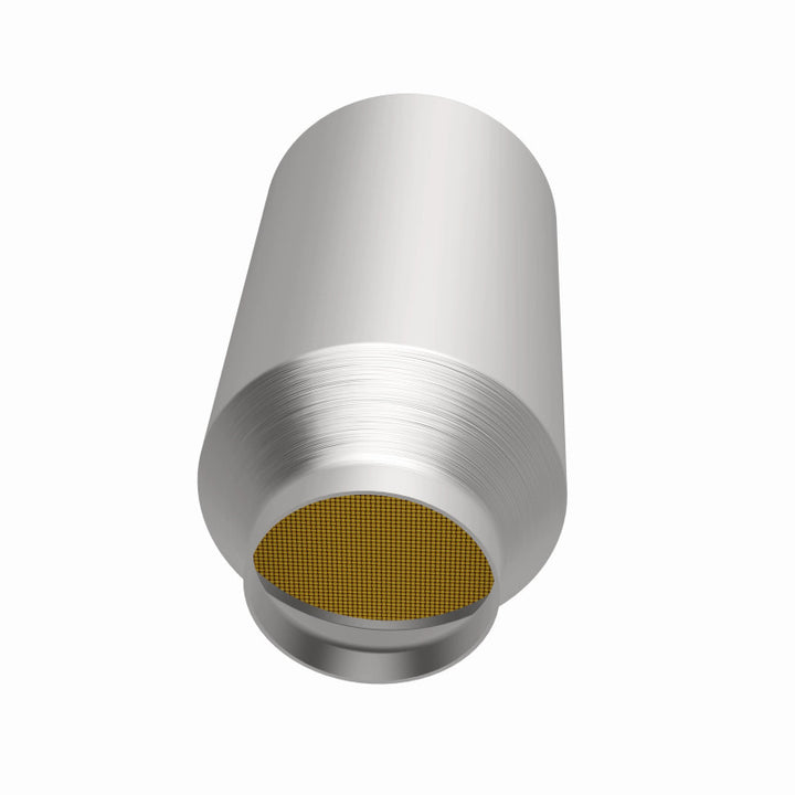 MagnaFlow Conv Univ 2.50inch C/C - Bull Strap