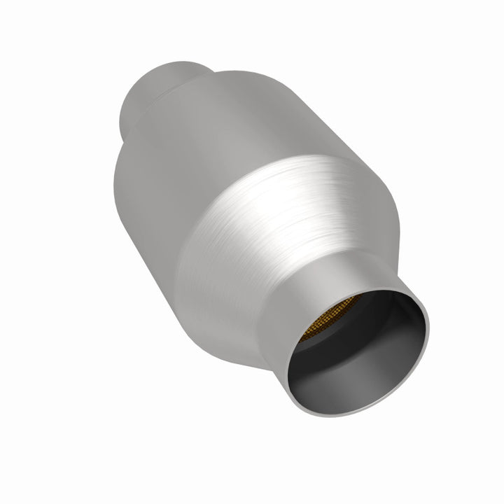 MagnaFlow Conv Univ 2.50inch C/C Met. - Bull Strap