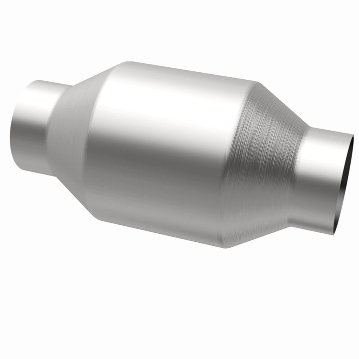 MagnaFlow Conv Univ 2.50inch C/C Met. - Bull Strap