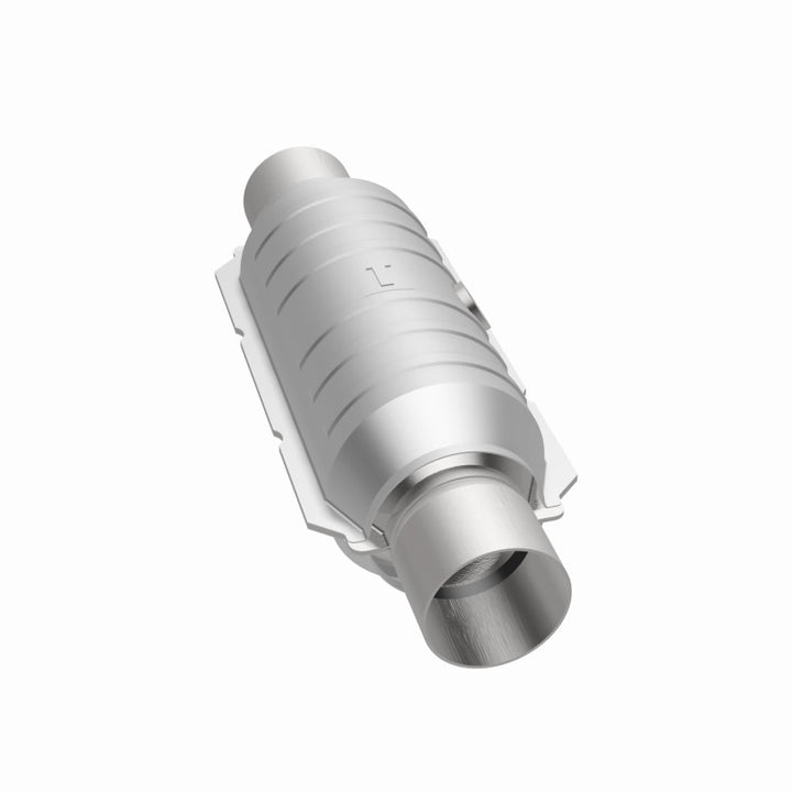 MagnaFlow Conv Univ 2.5in Inlet/Outlet Center/Center Round 11in Body L x 5.125in W x 15in Overall L - Bull Strap