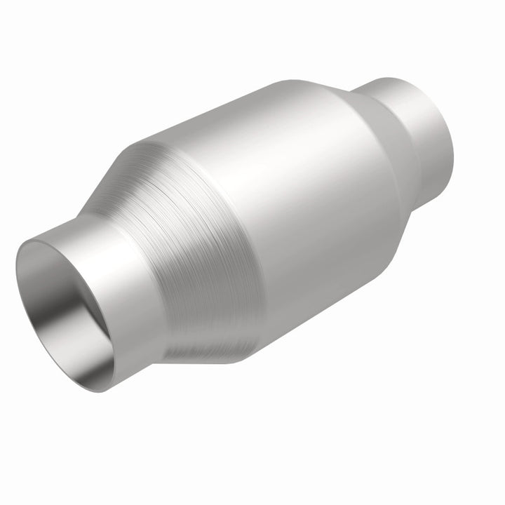 MagnaFlow Conv Univ 2.5in Inlet/Outlet Center/Center Round - Bull Strap