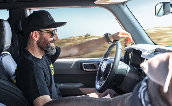 MagnaFlow Muffler Mag SS 14X4X4 2X2 C/C - Bull Strap