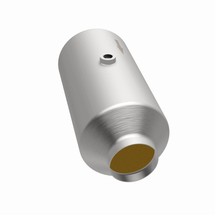 Magnaflow 3.00in. C/C 6in. spun body Universal Converter - Bull Strap