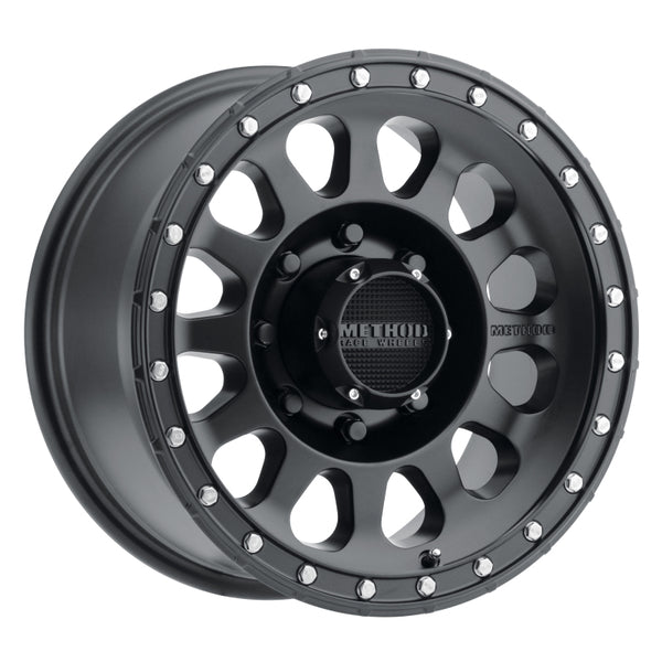 Method MR315 17x8.5 0mm Offset 8x6.5 130.81mm CB Matte Black Wheel - Bull Strap