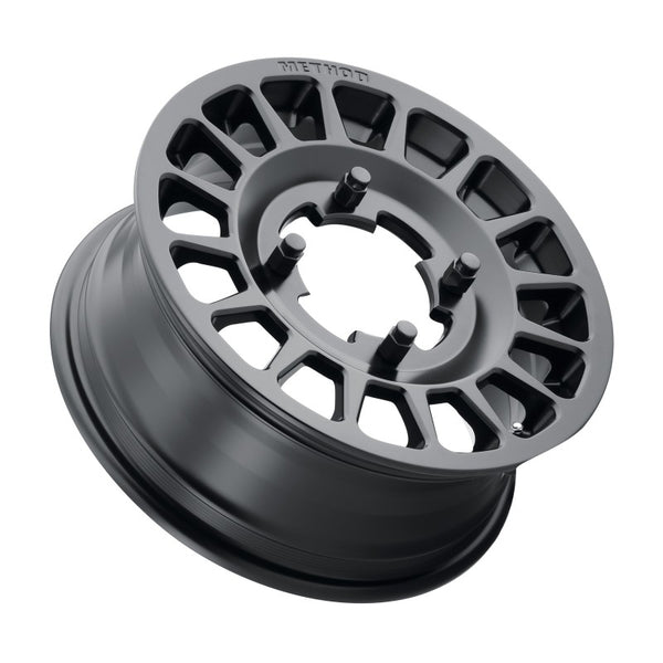 Method MR407 Bead Grip 15x6 / 5+1/51mm Offset / 5x4.5 / 77mm CB Matte Black Wheel - Bull Strap