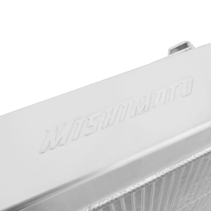Mishimoto 01-05 Chevrolet/GMC 6.6L Duramax Radiator - Bull Strap