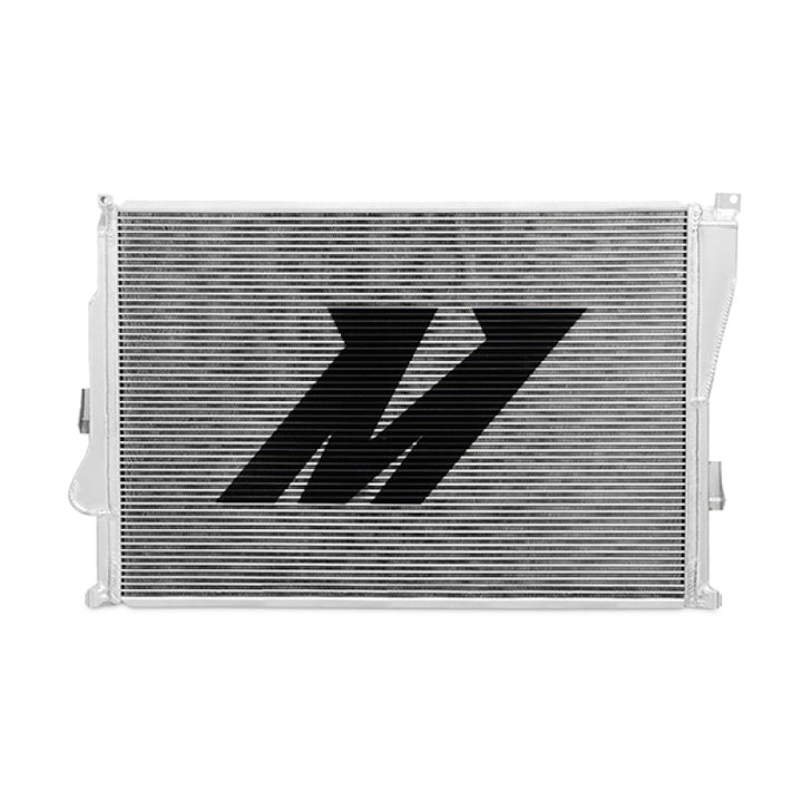 Mishimoto 01-06 BMW M3 3.2L Performance Aluminum Radiator - Bull Strap